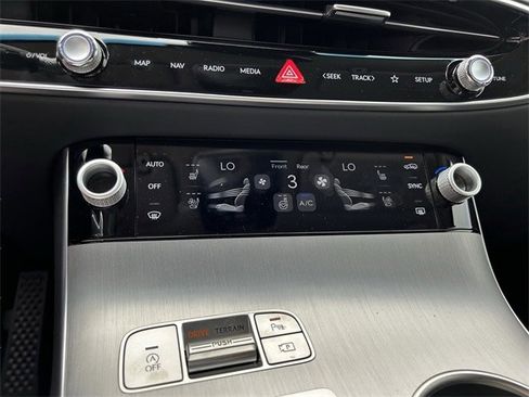 New 2026 Genesis GV70 2.5T Advanced image 25