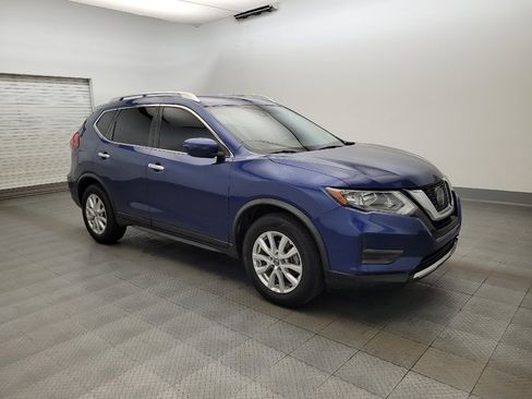 Used 2020 Nissan Rogue SV FWD image 11