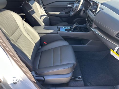 New 2026 Nissan Rogue SV image 13