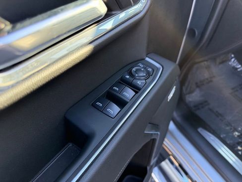 Used 2024 GMC Sierra 1500 SLT w/ SLT Premium Package image 15