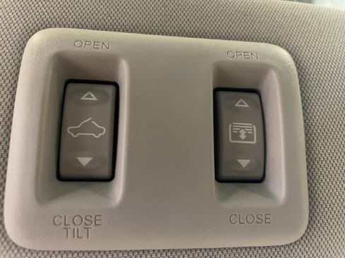 Used 2024 Nissan Murano SL image 13