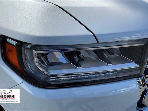 Used 2023 GMC Acadia Denali w/ Denali Ultimate Package image 30