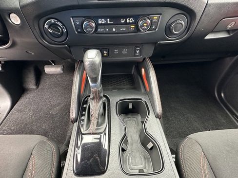 Certified 2022 Nissan Frontier PRO-4X image 28