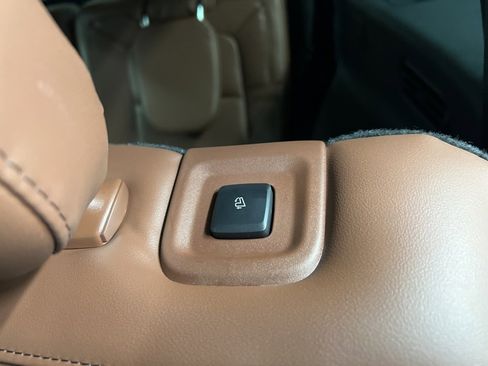 New 2026 Lincoln Aviator Reserve w/ Jet Appearance Package image 32