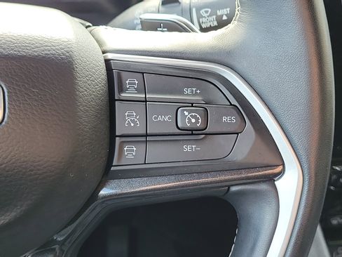 Used 2021 Jeep Grand Cherokee L Altitude image 20