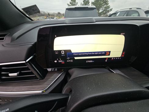 Used 2025 Chevrolet Tahoe LT image 18