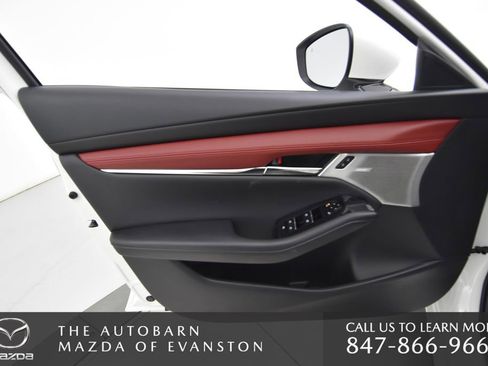 New 2026 MAZDA MAZDA3 2.5 S Hatchback w/ Premium Pkg image 31