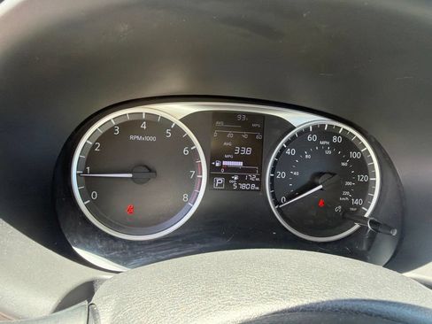 Used 2020 Nissan Kicks S FWD image 6