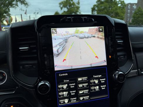 Used 2020 RAM 1500 Limited AWD/4WD image 20