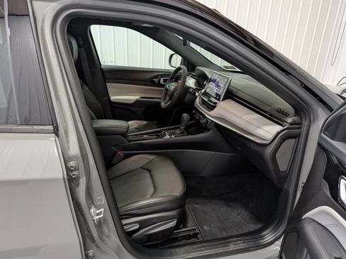 Used 2024 Jeep Compass Limited w/ Sun and Sound Group AWD/4WD image 29