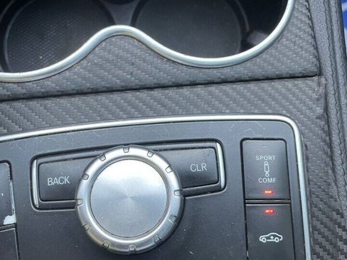 Used 2013 Mercedes-Benz CLS 550 4MATIC image 30