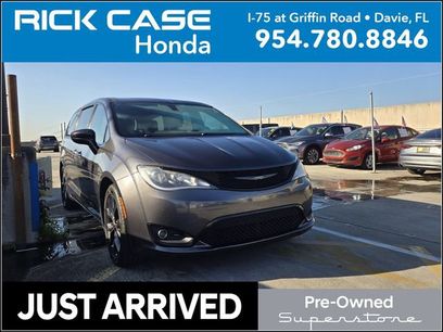 Used 2018 Chrysler Pacifica Touring Plus w/ S Appearance Package