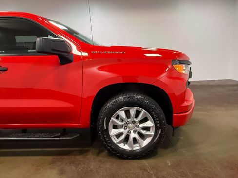 Used 2023 Chevrolet Silverado 1500 Custom AWD/4WD image 32