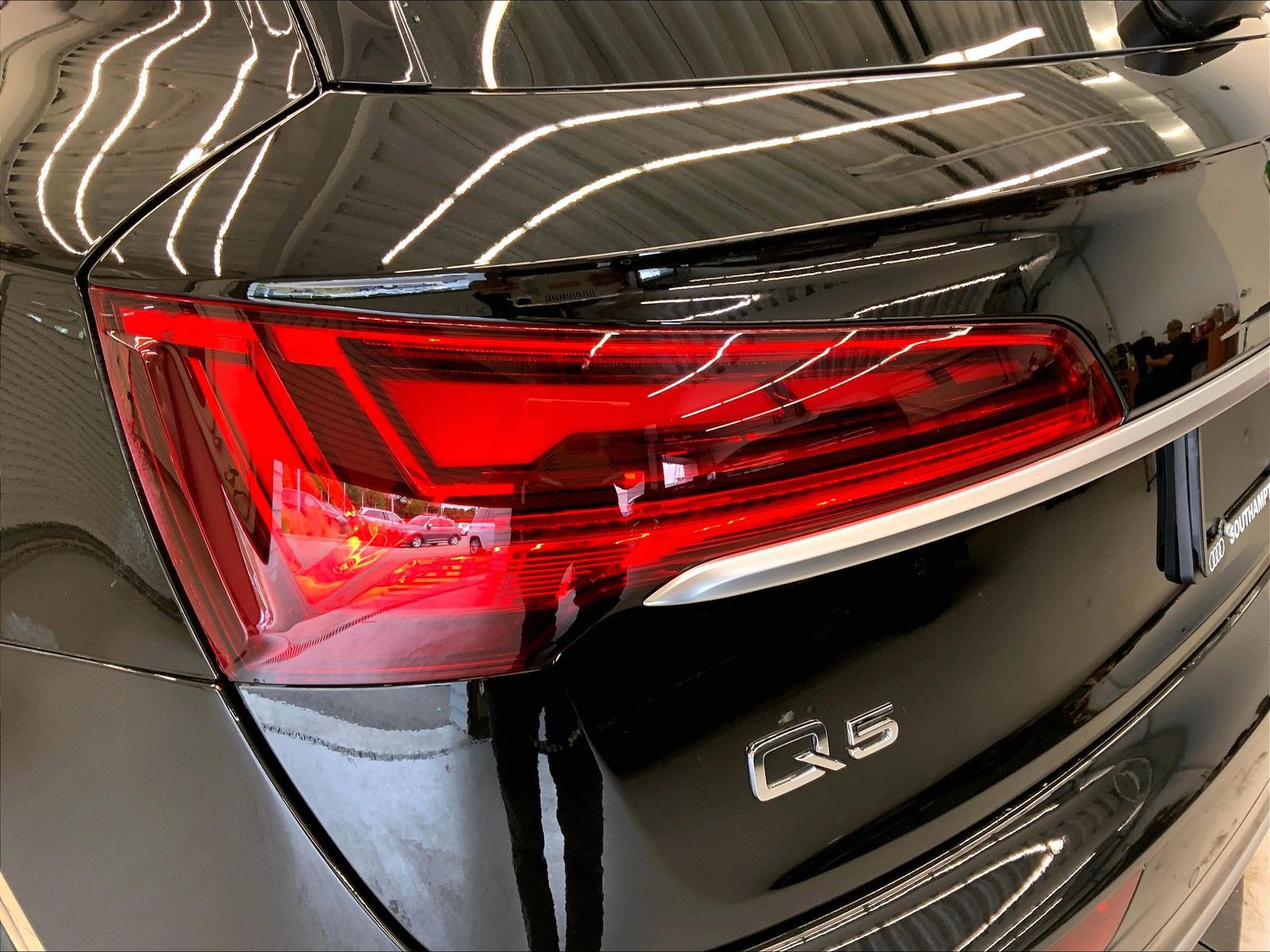 Certified 2023 Audi Q5 2.0T Prestige w/ Prestige Package AWD/4WD image 28