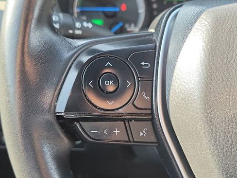 Used 2023 Toyota Venza XLE AWD/4WD image 13