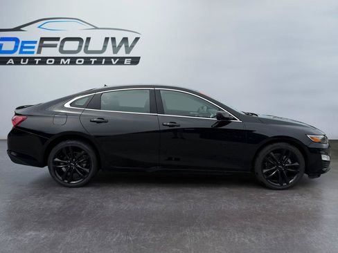 Used 2024 Chevrolet Malibu LT w/ Midnight Edition FWD image 2
