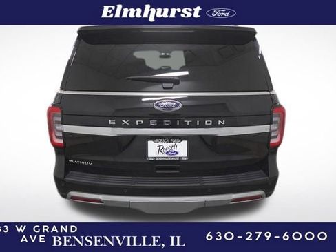 Used 2024 Ford Expedition Platinum image 4
