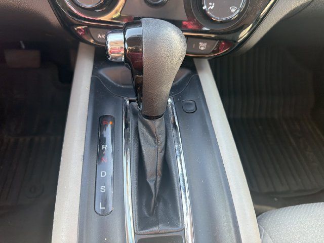 Used 2022 Honda HR-V LX image 29