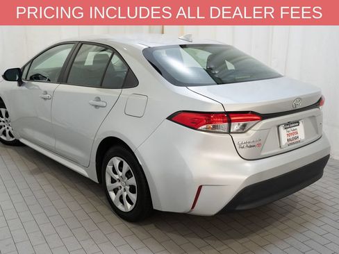 Certified 2023 Toyota Corolla LE FWD image 3
