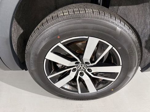 Used 2021 Volkswagen Atlas SE AWD/4WD image 7