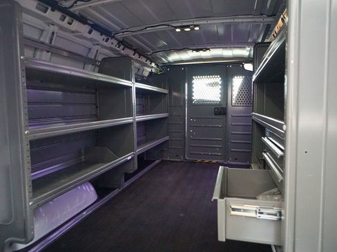 Used 2020 Chevrolet Express 2500 Work Van w/ Driver Convenience Package image 8