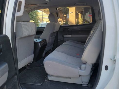 Used 2012 Toyota Tundra 4x4 CrewMax image 22
