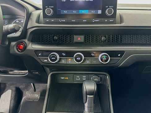 Used 2025 Honda CR-V EX image 15