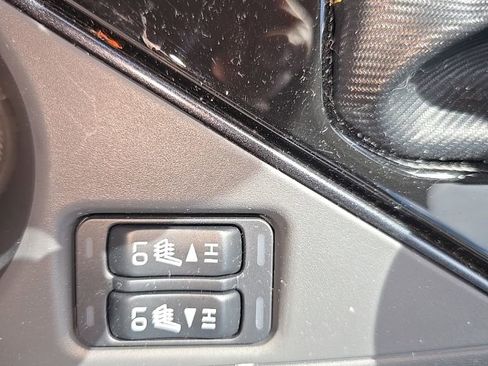 Certified 2025 Subaru Crosstrek 2.5i Sport AWD/4WD image 17
