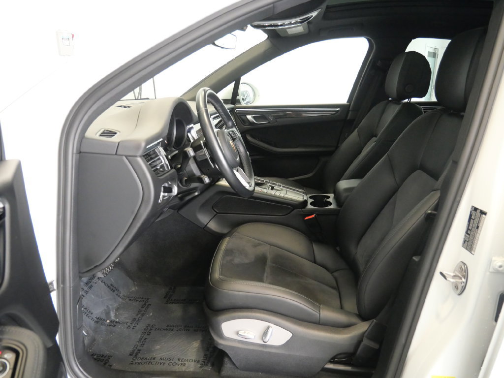 Used 2021 Porsche Macan AWD/4WD image 15