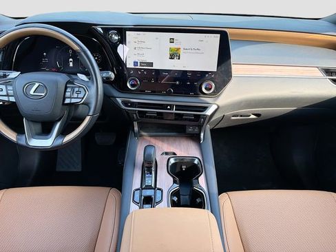 Used 2025 Lexus RX 350 Premium w/ Accessory Package (Z1) FWD image 20
