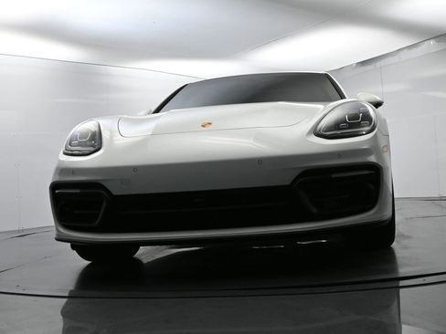 Certified 2023 Porsche Panamera Platinum Edition image 58