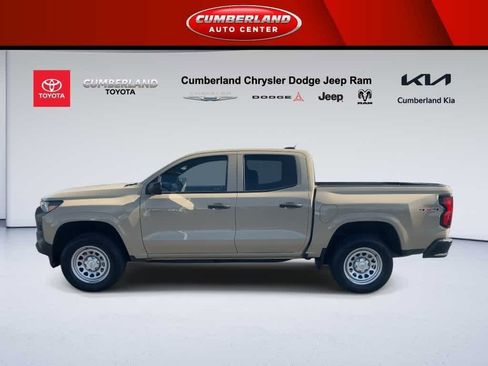 Used 2023 Chevrolet Colorado W/T image 5