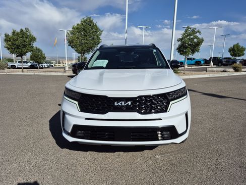 Used 2023 Kia Sorento SX AWD/4WD image 8