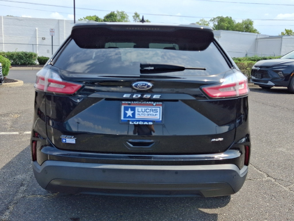 Used 2022 Ford Edge SEL w/ Sport Appearance Package AWD/4WD image 10