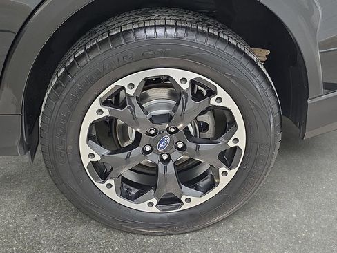 Used 2023 Subaru Crosstrek 2.0i Premium image 32