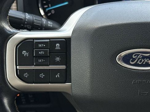 Used 2024 Ford Expedition Limited RWD image 14