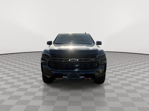 Used 2023 Chevrolet Tahoe Z71 w/ Luxury Package image 3