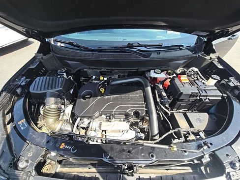 Used 2025 Chevrolet Equinox LT FWD image 10