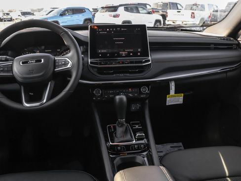 New 2026 Jeep Compass Trailhawk image 14