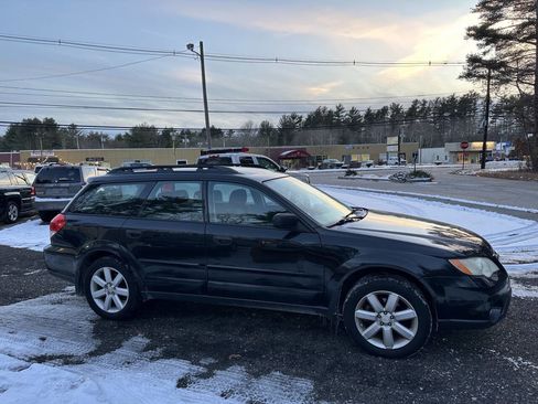 Used 2009 Subaru Outback 2.5i Special Edition image 2