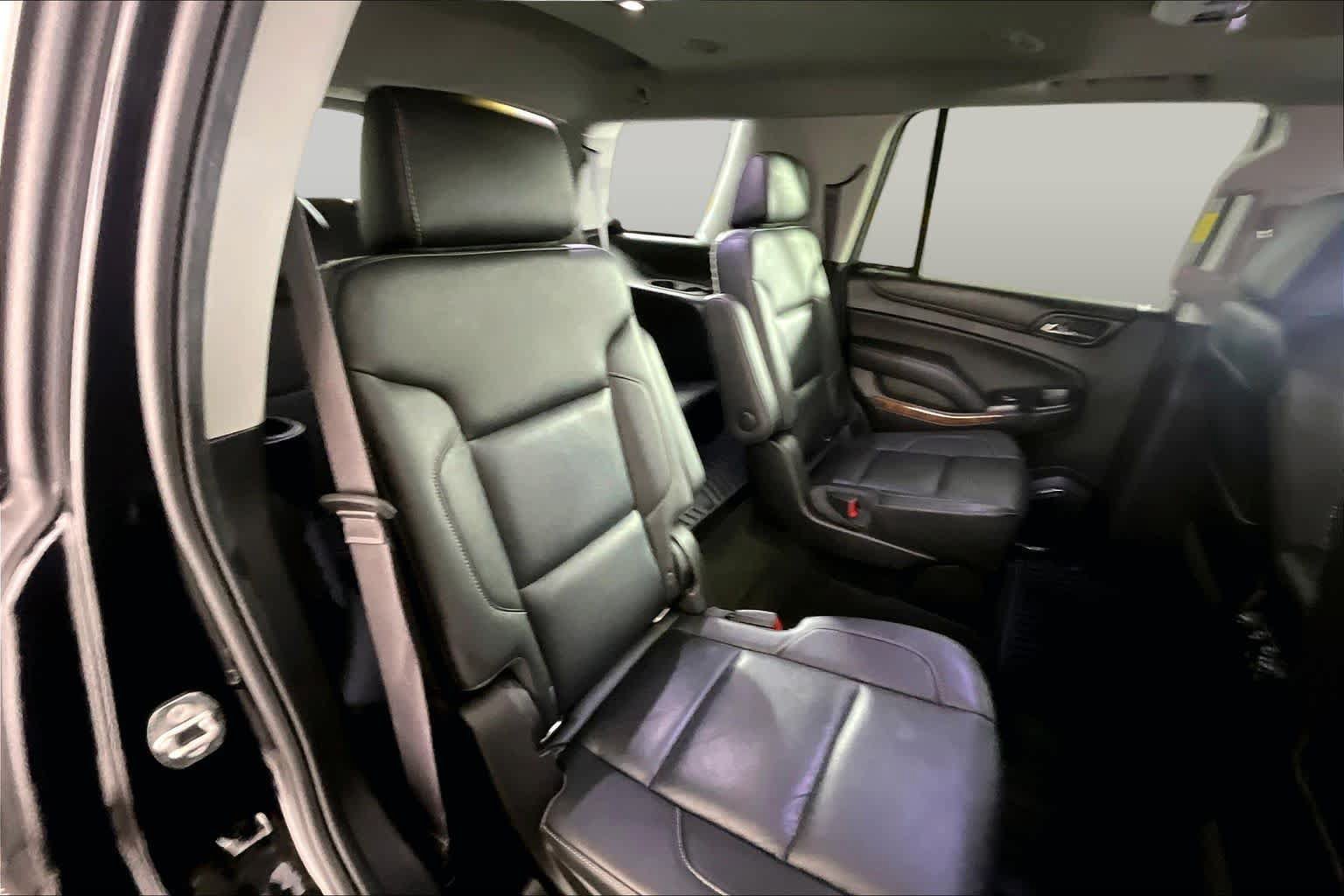 Used 2017 Chevrolet Tahoe Premier AWD/4WD image 19