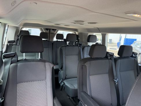 Used 2023 Ford Transit 350 XLT RWD image 6