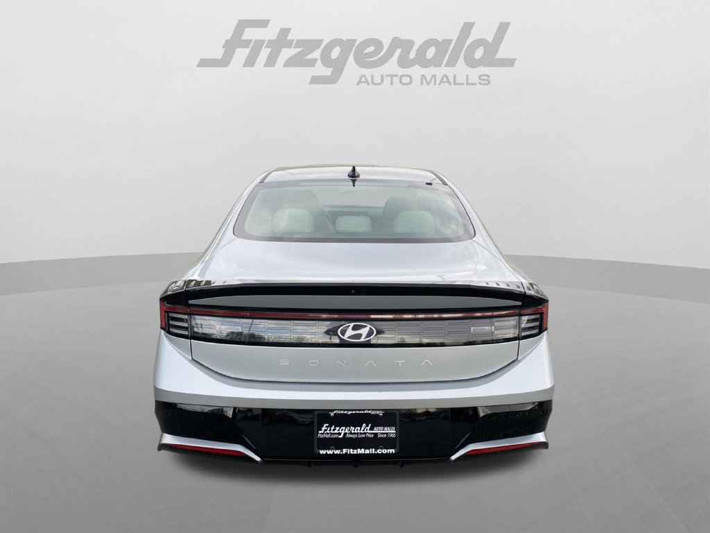 Used 2024 Hyundai Sonata SEL FWD image 6