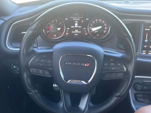 Used 2019 Dodge Challenger R/T Scat Pack RWD image 11