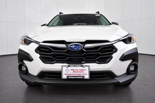 Used 2024 Subaru Crosstrek 2.0i Premium AWD/4WD image 2