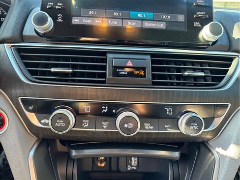 Used 2019 Honda Accord EX-L image 28