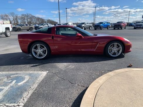 Used 2008 Chevrolet Corvette Coupe w/ Preferred Equipment Group image 4