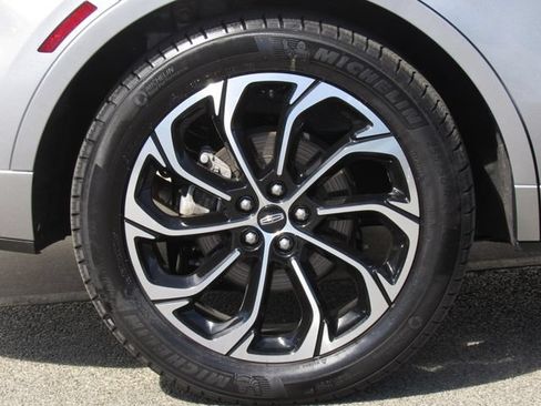 Used 2024 Lincoln Nautilus Reserve w/ Equipment Group 202A AWD/4WD image 40