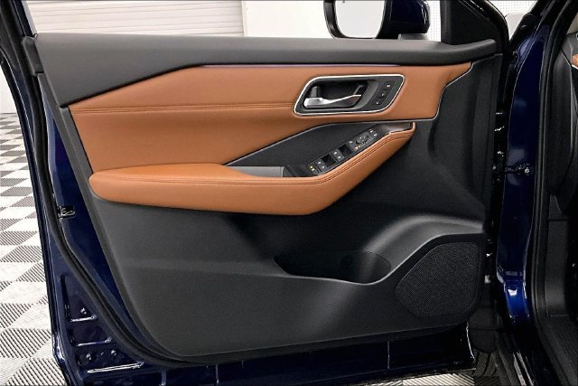 New 2026 Nissan Rogue Platinum AWD/4WD image 34