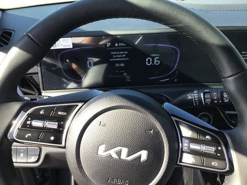 New 2026 Kia Seltos S AWD/4WD image 9